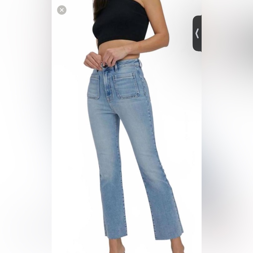 HIDDEN Los Angeles high waist crop flare patch pocket jeans size 29.
